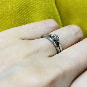 【銀座ダイヤモンドシライシの口コミ】 ストレートタイプの指輪を探していて、一番デザインが可愛いと思いました…