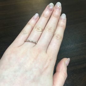 【LUCIE(ルシエ)の口コミ】 ホワイトダイヤとピンクサファイヤが交互に入っててすっごく可愛くて気に…