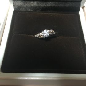 【アイプリモ(I-PRIMO)の口コミ】 私がピンクゴールドも入った指輪がいいと言っていたので夫が選んでくれま…