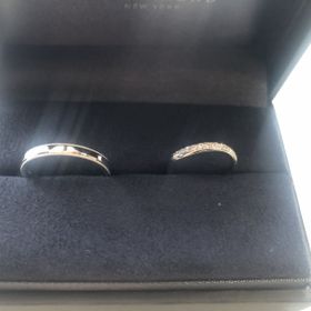 【ラザール ダイヤモンド(LAZARE DIAMOND)の口コミ】 流れるような曲線で指にはめた時フィット感があります。ダイヤもとてもキ…