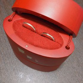 【ひな】の口コミ 夫が見つけた「ひな」というブランド。男性の目にも留まる指輪って一体どん...