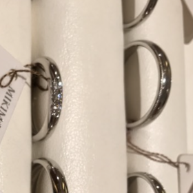 【MIKIMOTO(ミキモト)の口コミ】 とてもシンプルで、どんな指にも似合うデザインが多く、幅やダイヤモンド…