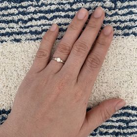 【YUKA HOJO(ユカホウジョウ)の口コミ】 結婚が決まって婚約指輪を探している時に、ネットで検索していて一目惚れ…