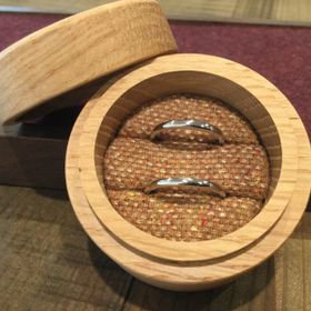 【鎌倉彫金工房の口コミ】 デザインの種類がたくさんあって好みのものを選べるが良かったです。
自分…