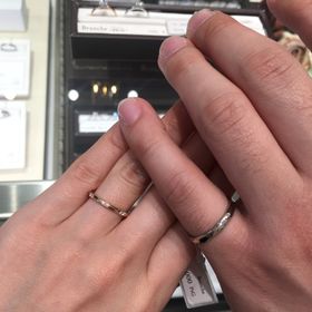 【LUCIE(ルシエ)の口コミ】 表面が凸凹していて、アンティークっぽいところが気に入りました。凸凹が…