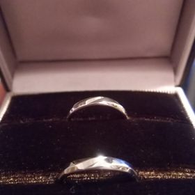 【アイプリモ(I-PRIMO)の口コミ】 私の希望としては普段のカジュアルファッションに合い、かつ婚約指輪を重…