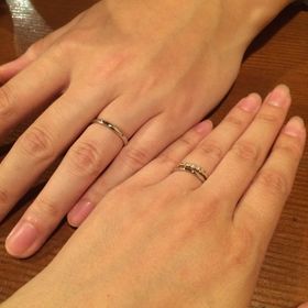 【ケイウノ ブライダル(K.UNO BRIDAL)の口コミ】 夫がシンプルな指輪を求めていました。シンプルだけど、ひと工夫あって他…