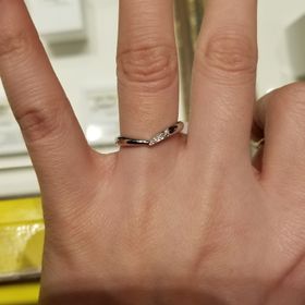 【ケイウノ ブライダル(K.UNO BRIDAL)の口コミ】 試着したシューティングスターは、それまで別のお店ではあまりないぷっく…