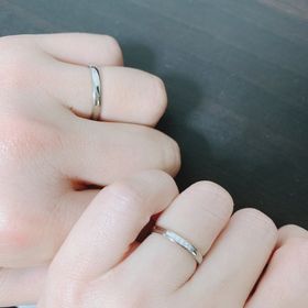 【アイプリモ(I-PRIMO)の口コミ】 シンプル過ぎず派手過ぎず
細身のストレートタイプを
探していてこの指輪…