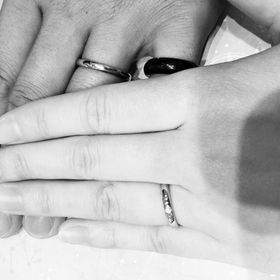 【アイプリモ(I-PRIMO)の口コミ】 シンプルで尚且つ、主張があるものがいいと思い、新婦側の指輪の方は本来3…