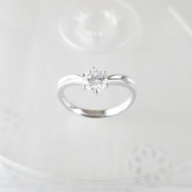 【ジュエリームナカタ(Jewelry MUNAKATA)】の口コミ 姉妹で末っ子なので、使うことはないからと、ダイヤは母から譲ってもらいま...