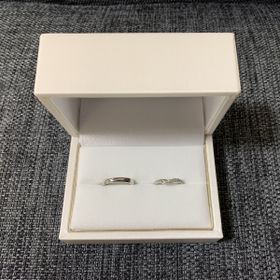 【宝寿堂(ほうじゅどう)の口コミ】 先にこちらで婚約指輪を購入していたため、重ね付け出来る結婚指輪を提案…