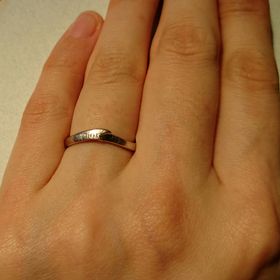 【ディオール(Dior)】の口コミ 装着感がとても良かった。
私の指は関節がごつごつしているので、完璧な円...