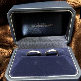 【銀座ダイヤモンドシライシの口コミ】 担当スタッフの方へ希望のデザイン（ウェーブなデザイン・シンプル）の説…