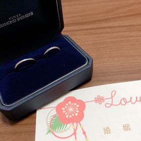 【銀座ダイヤモンドシライシの口コミ】 2人の指に似合うもの
指が綺麗に似合うもの
シンプルかつ綺麗めなもの
こ…