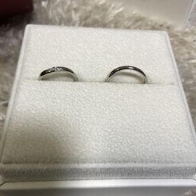 【AFFLUX(アフラックス)の口コミ】 シンプルながらも可愛らしいデザインに惹かれました。女性用は単なるプラ…