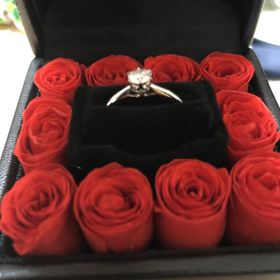 【エクセルコダイヤモンド(EXELCO DIAMOND)の口コミ】 デザインが他のブランドとは違い、個性溢れていました。
ダイヤもとても信…