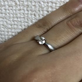 【ティファニー(Tiffany & Co.)の口コミ】 あまりゴテゴテしていて立爪が主張するタイプのものは好きではなかったの…