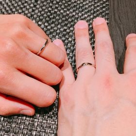 【Beauty and the Beast(ディズニー美女と野獣)の口コミ】 リング自体が細身で、つけた見た目がキレイだった。
また、つけ心地もよく…