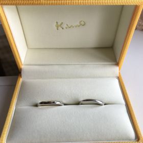 【ケイウノ ブライダル(K.UNO BRIDAL)の口コミ】 シンプルで尚且つ指にフィットする着け心地の良い指輪を探していました。
…