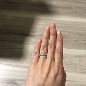 【ティファニー(Tiffany & Co.)の口コミ】 シンプルな形状よりも奇抜すぎないが、少し凝ったデザインが良いと考えい…