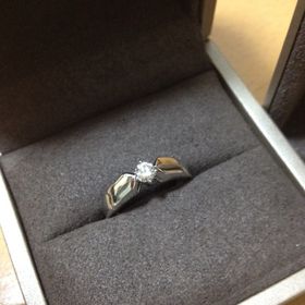 【ショーメ(CHAUMET)の口コミ】 様々なブランドで実際に指輪を付けてみましたが、ＣＨＡＵＭＥＴの指輪が…