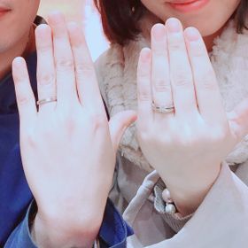 【アイプリモ(I-PRIMO)の口コミ】 細かなダイヤがライン状に入っていてとてもキラキラして綺麗でした。控え…