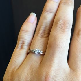 【パルテ熊本の口コミ】 普段から使える指輪がいいと相手にリクエストしました。一緒にお店に行き…