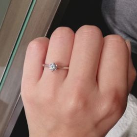 【アイプリモ(I-PRIMO)の口コミ】 幅が細身でありデザインがシンプルできれいだと感じました。上から見ても…