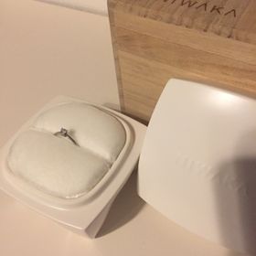 【俄(にわか)の口コミ】 先に結婚している友達が多かったので周りと被らないブランドであるのは絶…