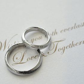 【Ponte Vecchio(ポンテヴェキオ)の口コミ】 夫はダイヤなどの宝石が入っているのは柄じゃないと言っていたものの、ブ…