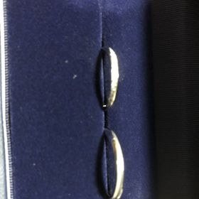 【銀座ダイヤモンドシライシの口コミ】 価格もこちらが指定した範囲の物の中で選んできてくれ、多くのデザインを…