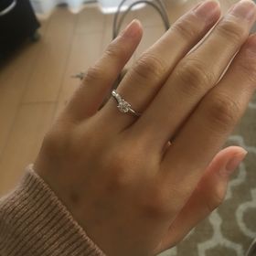 【俄(にわか)の口コミ】 ニワカならではのデザインとゆびなじみ。指が太めであるのですが、自分の…