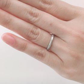 【アイプリモ(I-PRIMO)の口コミ】 いろいろな指輪をつけさせていただきましたが、つけた感じで自分の手に1番…