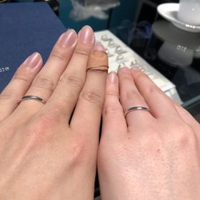 【銀座ダイヤモンドシライシの口コミ】 シンプルなデザインを探しており、要望をスタッフの方に伝えたところ、す…