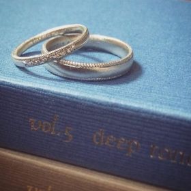 【hum(ハム)の口コミ】 主人の希望はつや消し、私の希望はダイヤ入りで婚約指輪と重ね付けできる…