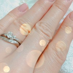 【アイプリモ(I-PRIMO)の口コミ】 ウェーブの形が指を綺麗に見せてくれて可愛らしすぎることもなく、シンプ…