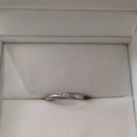 【CAFERING(カフェリング)の口コミ】 シンプルかつ上品で日常で付けていても派手すぎないデザインが気に入りま…