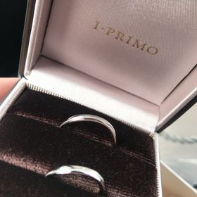 【アイプリモ(I-PRIMO)の口コミ】 素材はプラチナで派手すぎないデザインをずっと探していました。指輪を購…