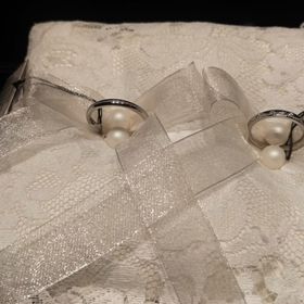 【エクセルコダイヤモンド(EXELCO DIAMOND)の口コミ】 可愛くも上品さもある珍しいレース調の指輪んｋ一目惚れしました。ダイヤ…