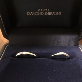 【銀座ダイヤモンドシライシの口コミ】 生活する中で、指輪を着けるのが嫌にならないように、指輪をつけた際の着…