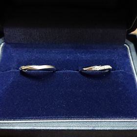 【銀座ダイヤモンドシライシの口コミ】 デザインとネーミングが決め手になりました。デザインとしては、定番だけ…