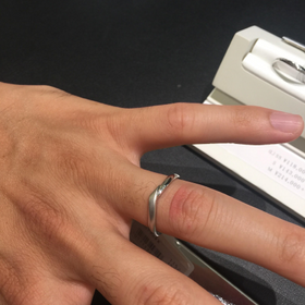 【CAFERING(カフェリング)の口コミ】 とても付け心地が素晴らしくて、つけていて違和感を感じなかった。リング…