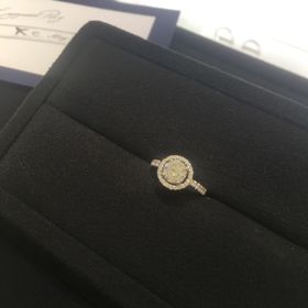 【GALA JEWELRY(ガラジュエリー)の口コミ】 国内外の色々なブランドも見ましたが、ダイヤの価値と価格で決めたいとい…