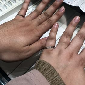 【銀座ダイヤモンドシライシの口コミ】 Vラインの指輪が欲しかったのでとても気に入りました。
ダイヤモンドもた…