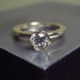 【ichi(イチ)の口コミ】 まずは、婚約指輪に一目惚れしたのでお店は【ichi】さんにお願いしようと…