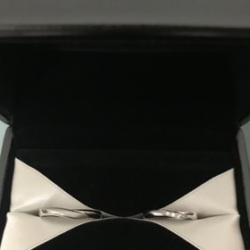 【エクセルコダイヤモンド(EXELCO DIAMOND)の口コミ】 元々ホームページを見て好みのデザインがあることを確認し、ある程度調べ…