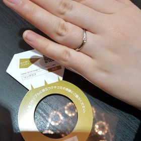 【Beauty and the Beast(ディズニー美女と野獣)の口コミ】 指輪がV字になっていて指が細く綺麗に見えると思いました♡今年だけの限定…