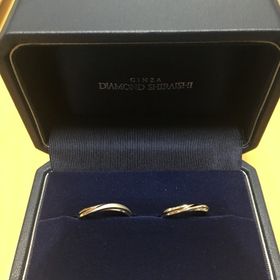 【銀座ダイヤモンドシライシの口コミ】 シンプルなデザインで好き嫌いが無かったです。こらから先長い時間つける…