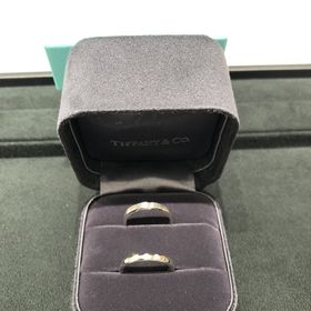 【ティファニー(Tiffany & Co.)の口コミ】 たくさんのブランドが、色々なデザインのものを出しており、迷いました。…